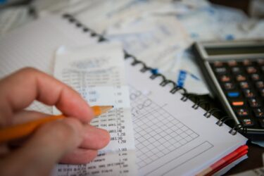 投資商品の選定基準｜初心者でも失敗しない5つのチェックポイント